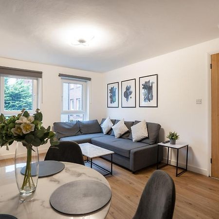 Modern 2Bed Apartment-Free Parking Edinburgh Bagian luar foto